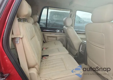 2005 Lincoln Navigator from USA, damaged, VIN 5LMFU285X5LJ15410